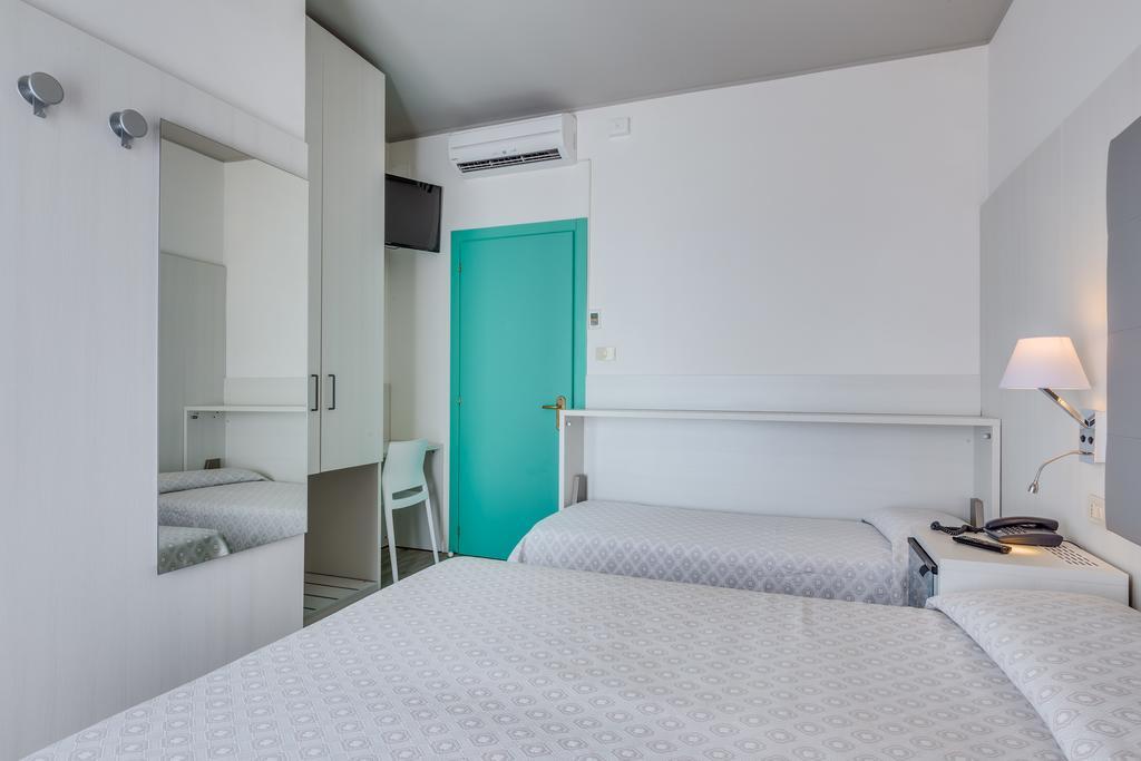 Hotel Garni' Serena Καόρλε Εξωτερικό φωτογραφία