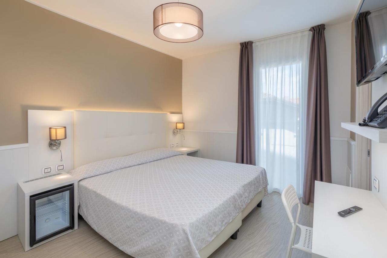 Hotel Garni' Serena Καόρλε Εξωτερικό φωτογραφία