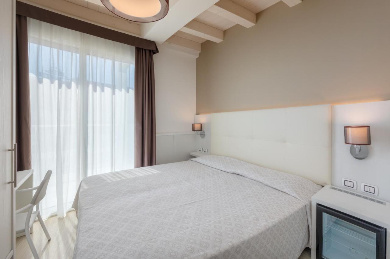 Hotel Garni' Serena Καόρλε Εξωτερικό φωτογραφία